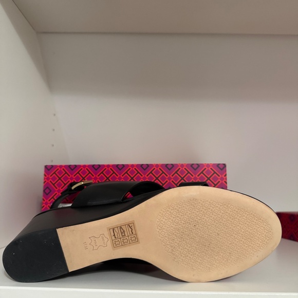 Tory Burch Metal Miller Double Strap Wedge Sandals. Brand New in Box with Bag - Picture 5 of 6